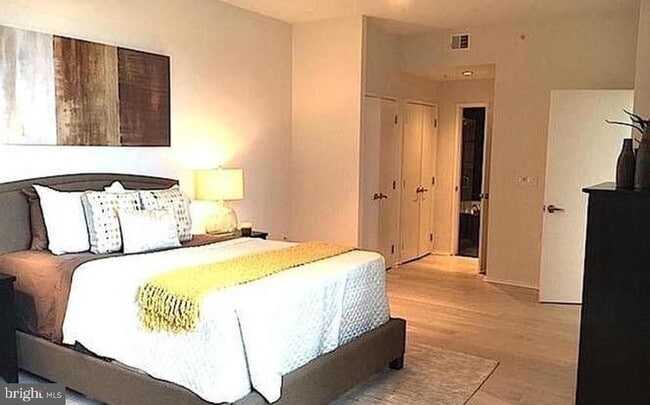 Building Photo - 3409 Wilson Blvd