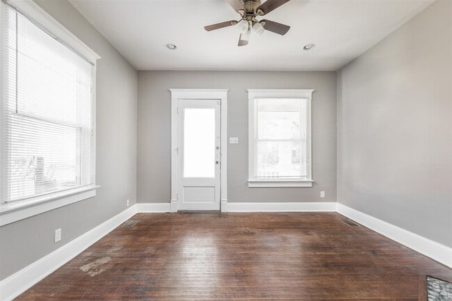 Building Photo - 1144 Churchman Ave