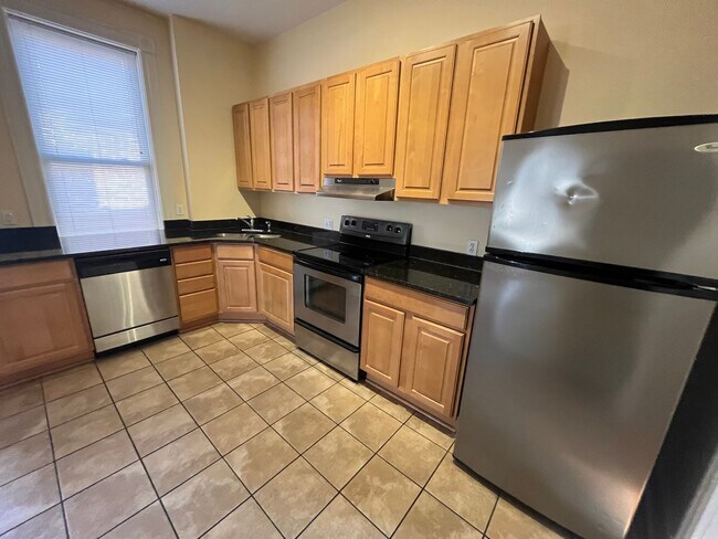 Building Photo - 4188LC Manchester Ave