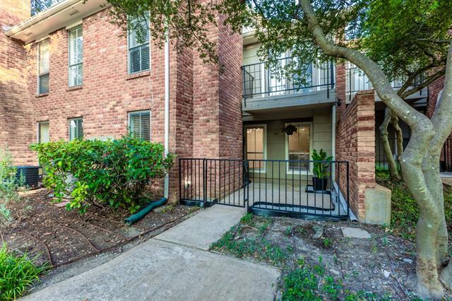 Building Photo - 7510 Holly Hill Dr