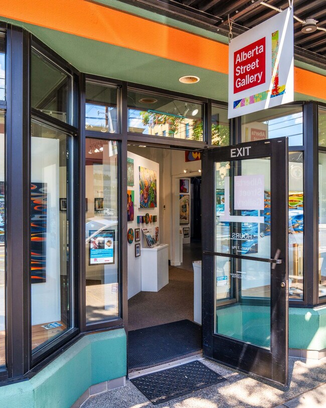 Building Photo - 5018 NE 26th Ave