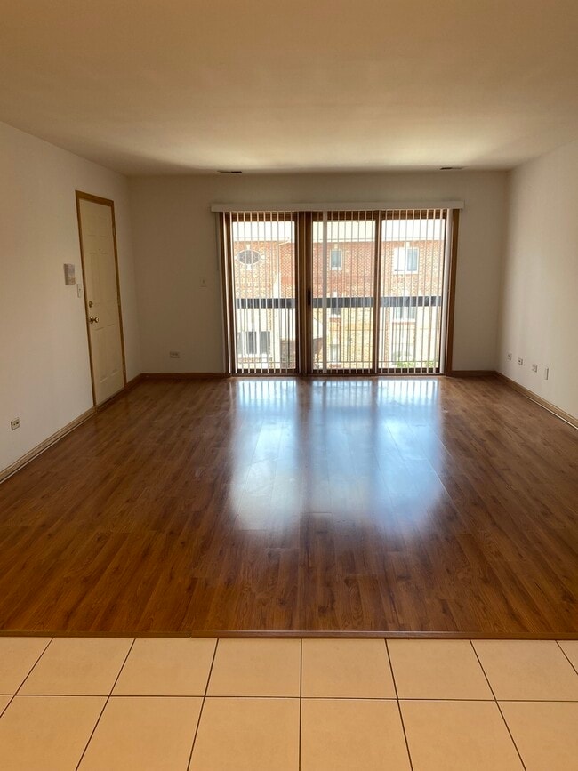 Building Photo - 5627 107th St