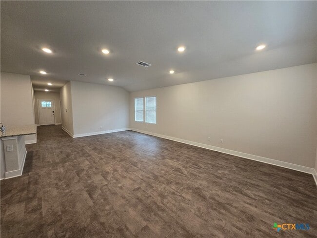 Building Photo - 1420 Parkwood