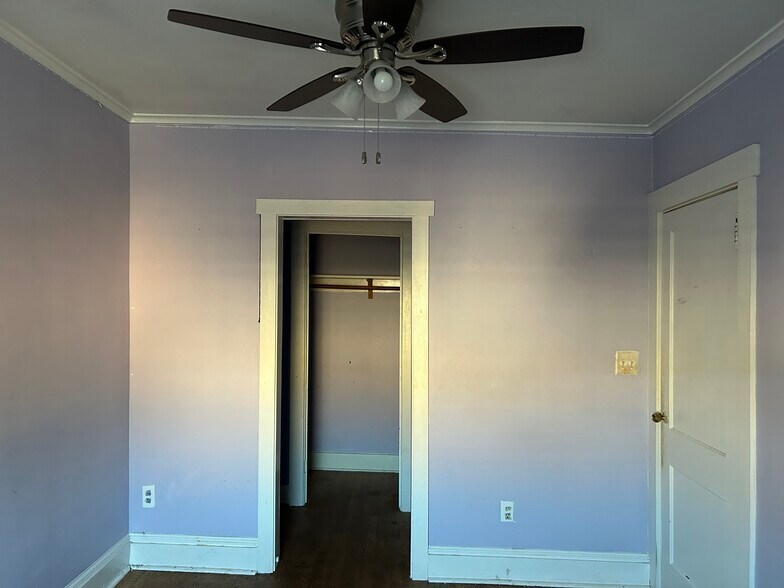 Building Photo - 101 W Allendale Ave