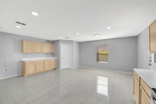 Building Photo - 2512 Brinlee Branch Ln
