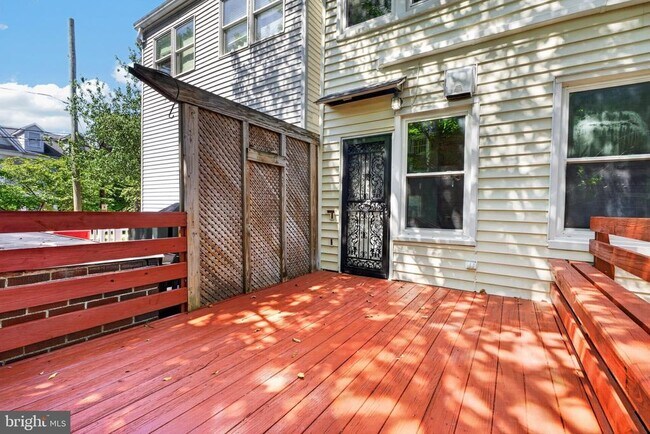 Building Photo - 4130 Military Rd NW