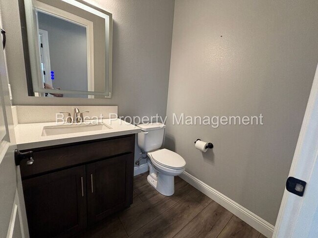 Building Photo - 3108 Cambria Lp