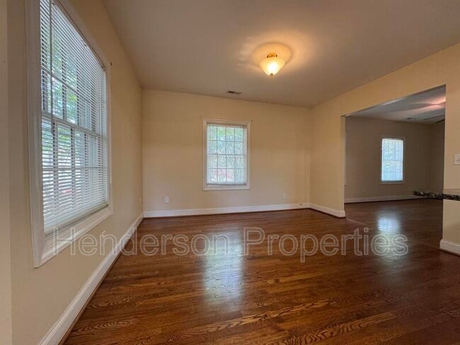 Building Photo - 224 Harrill St