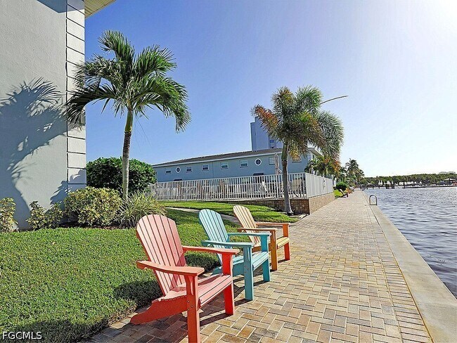 Building Photo - 3344 N Key Dr