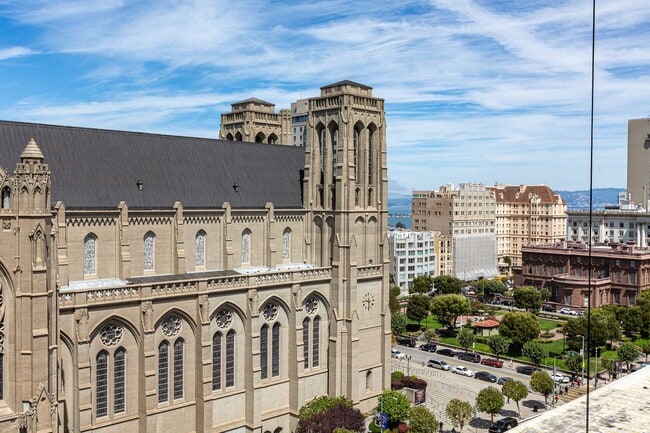 Building Photo - 1177 California St