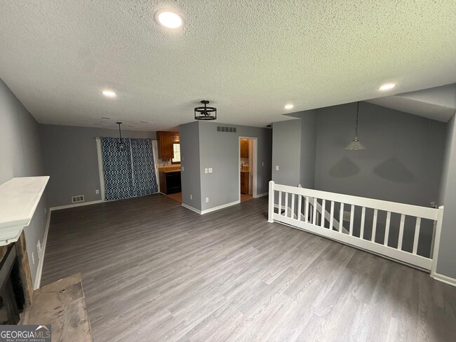 Building Photo - 1050 Rackley Way