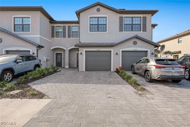 Primary Photo - 14207 Pine Lodge Ln