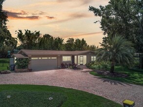 Building Photo - 2014 8th Terrace SE