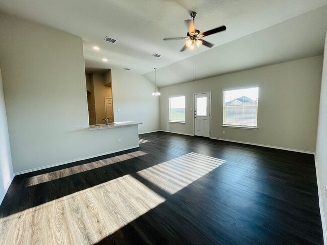 Building Photo - 3/2 in Knox Ridge