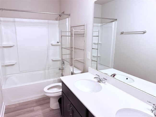 Building Photo - 17101 Crane Fly Dr