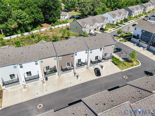 Building Photo - 4019 Grand Reserve Ln