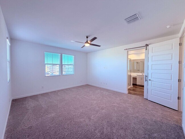 Building Photo - 8307 E Peterson Ave