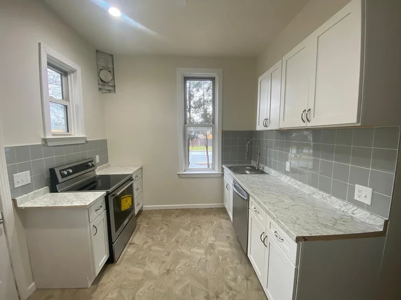 Kitchen - 1825 N 3rd St
