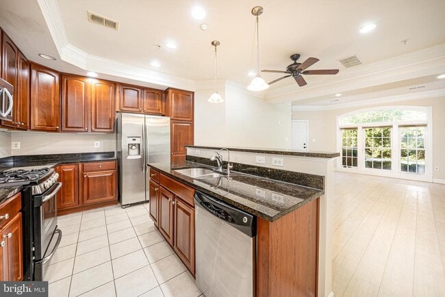 Building Photo - 3687 Spring Hollow Ln