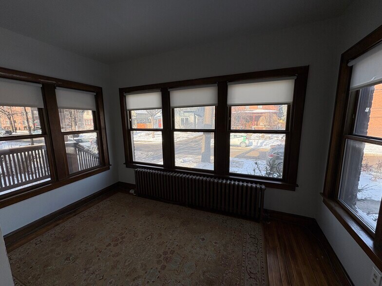 Building Photo - 509 W 22nd St