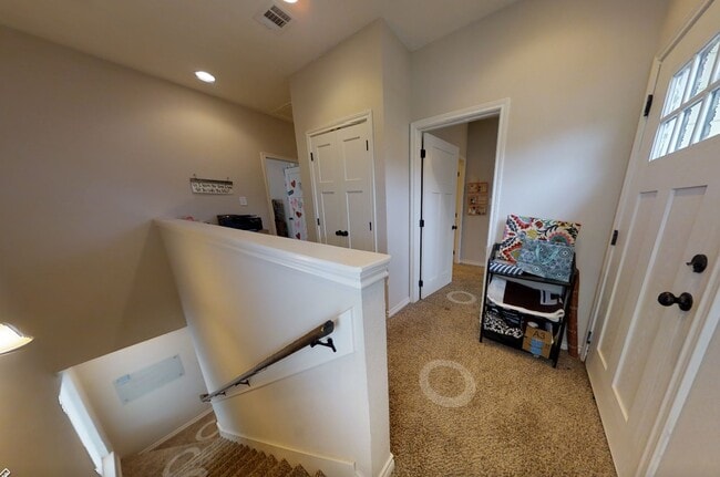 Building Photo - 1112 Oney Hervey Dr