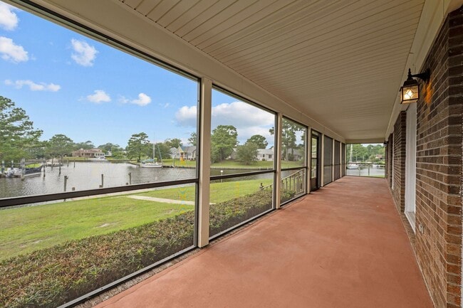 Building Photo - Private Dock Waterfront! Beautiful 3BR/2BA Gem in Fairfield Harbour!