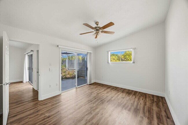 Building Photo - "Stylish Punta Gorda villa : 2-Bed, 2-Bath completely remodeled and is ready for you!!
