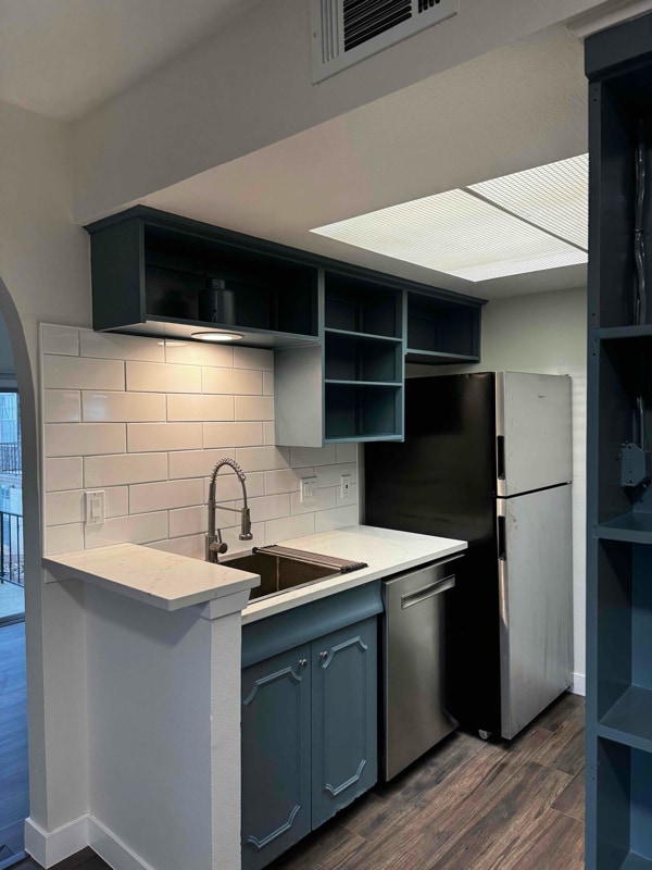 Building Photo - 170 De Chantle Rd