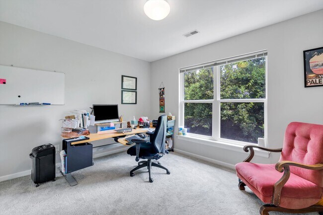 Building Photo - 8018 Presidio Ct