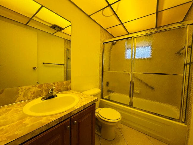 Building Photo - 82 Normandy Ln