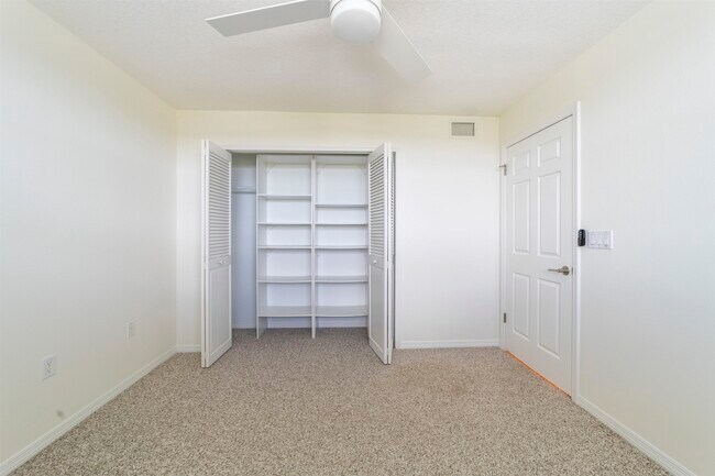 Building Photo - 8090 A1A S