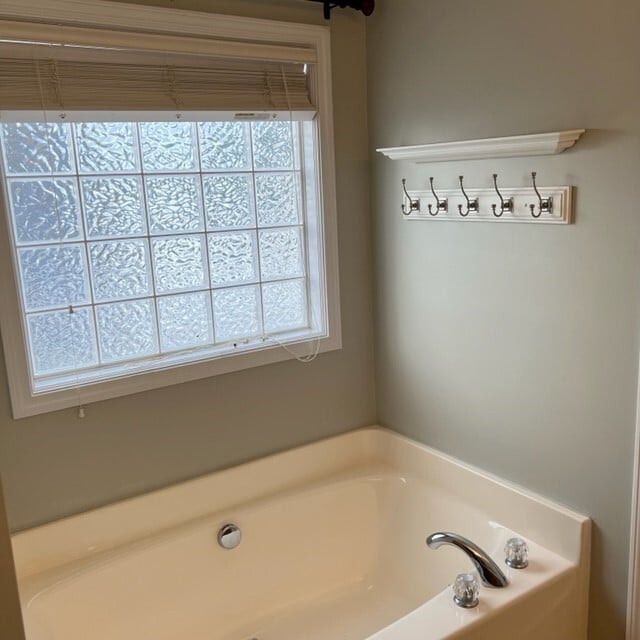 Building Photo - 1043 Jade Ln