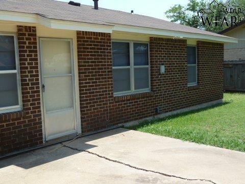 Building Photo - 4644 Sierra Madre Dr