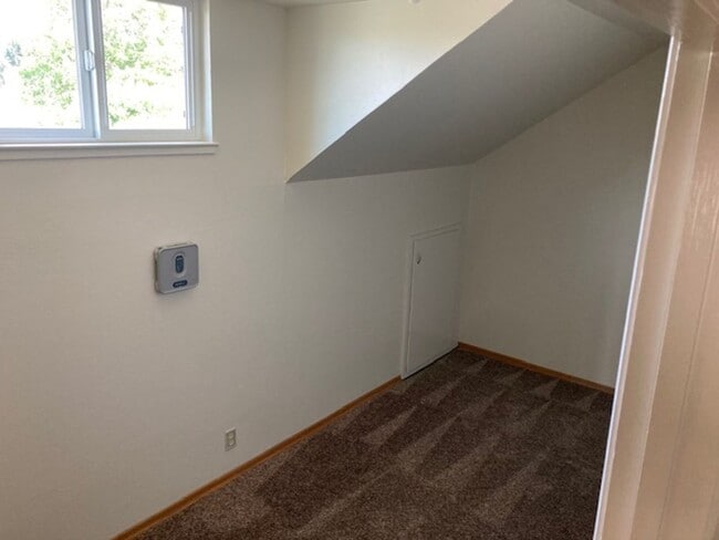 Building Photo - Rare Willow Glen Gem: Spacious 4BR Family Compound on a 9,000+ Sq. Ft. Lot