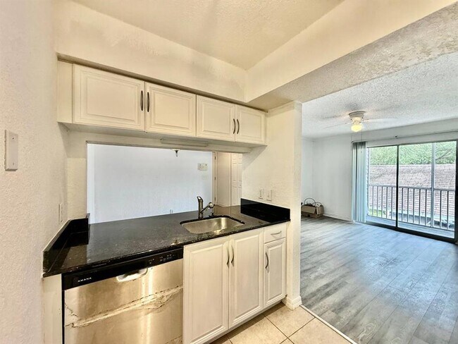 Building Photo - 3311 Haviland Ct