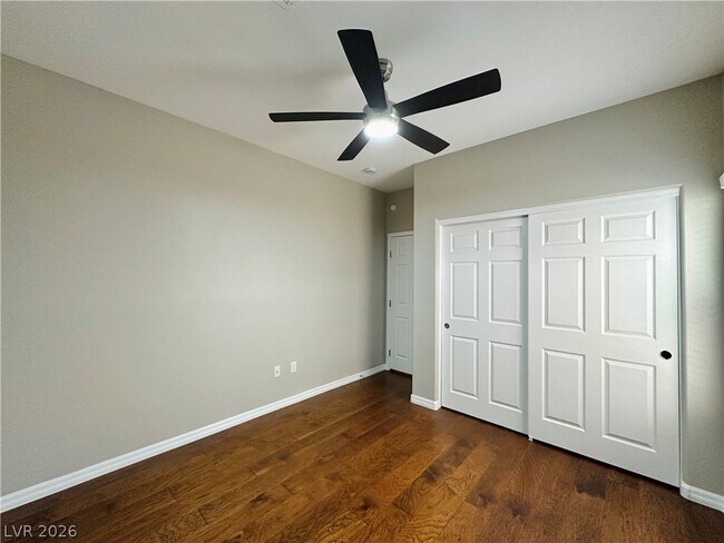 Building Photo - 956 Tafalla Ct