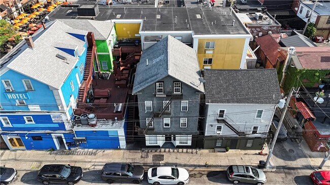Primary Photo - 108 Spruce St