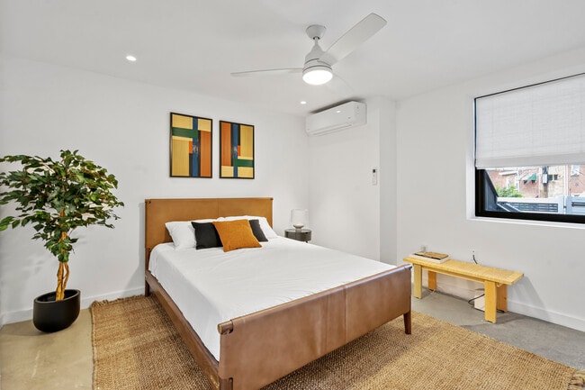 Building Photo - 4037 Penn Ave