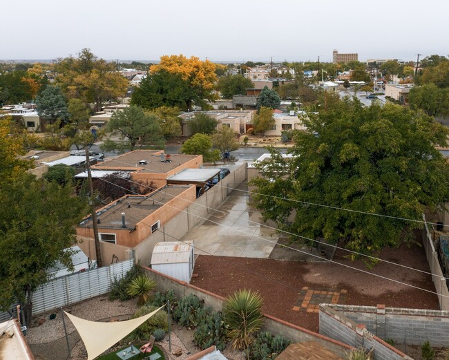 Building Photo - 2018 Alhambra Ave SW