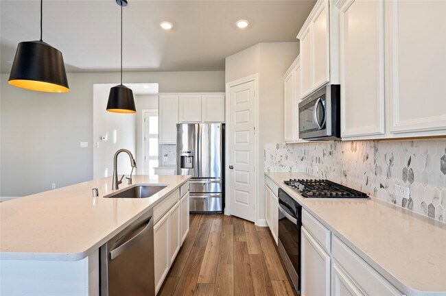 Building Photo - 719 Sandy Bay Ln