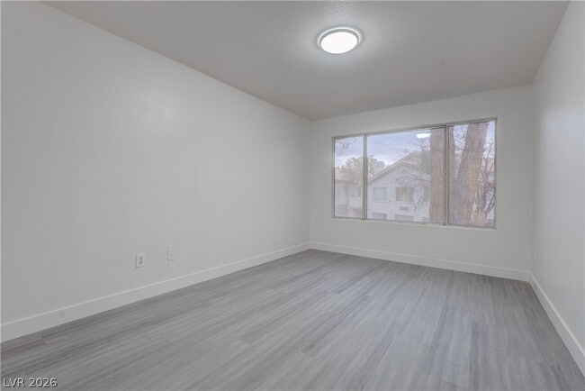 Building Photo - 3060 Tarpon