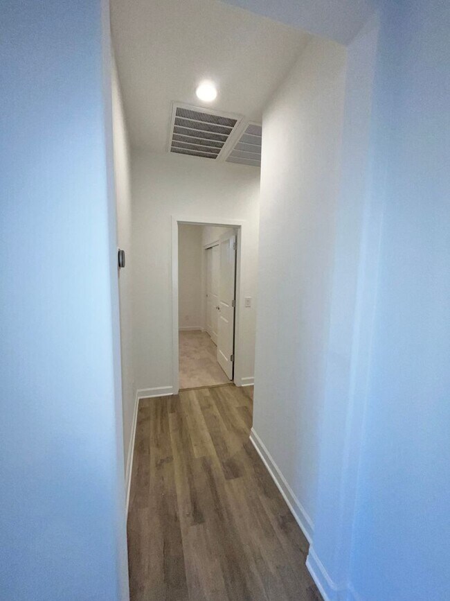 Building Photo - Single level, 4Bedrooms/3Bath TollBrother ...