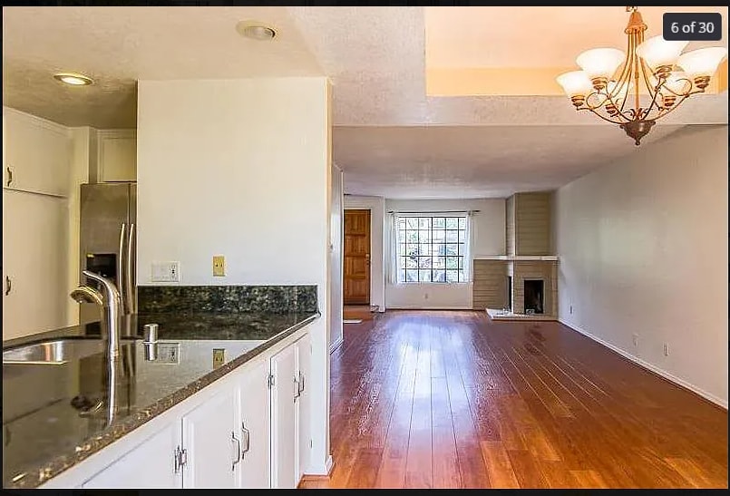 Building Photo - 4004 Crystal Dawn Ln