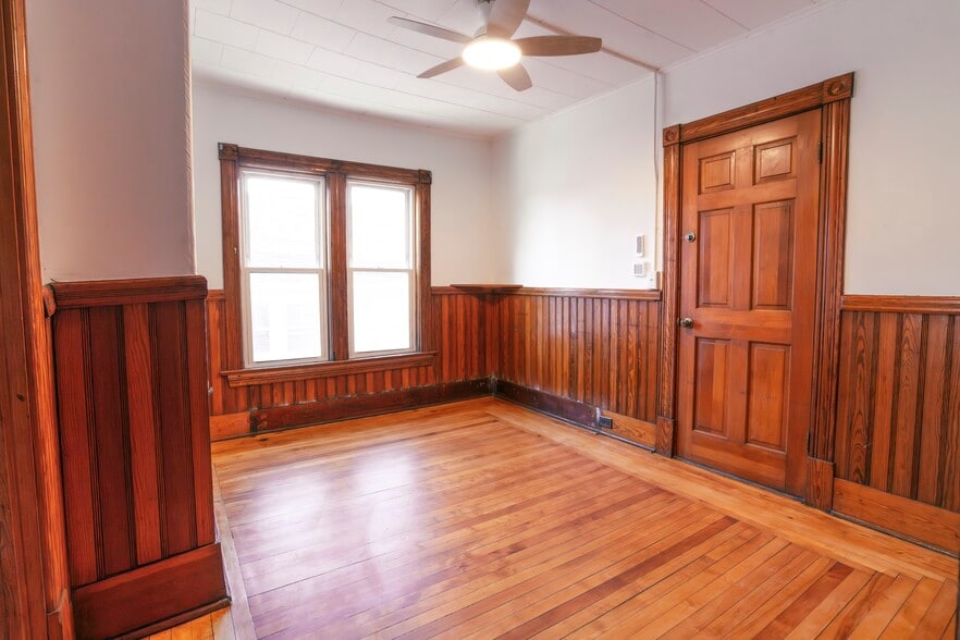 Living Room - 167 N Union St