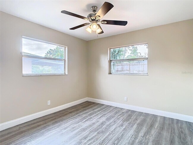 Building Photo - 1612 Fox Run Dr