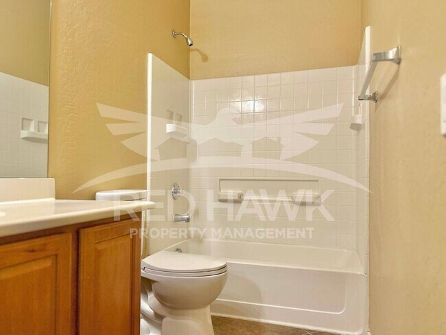 Building Photo - 5329 W Glass Ln