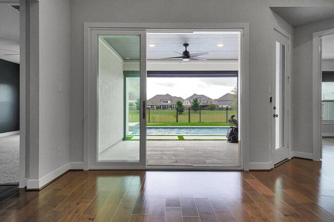 Building Photo - 6406 Prairie Landing Blvd