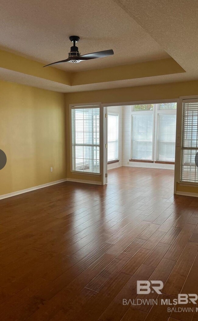 Building Photo - 4701 Avenue D Ave