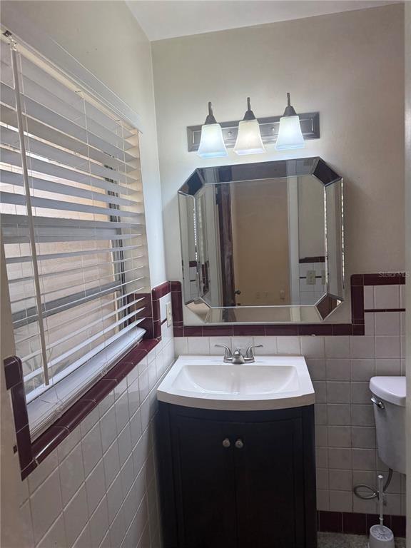 Building Photo - 206 Robin Rd