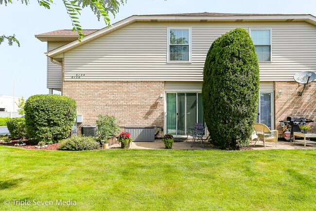 Building Photo - 8126 160th St